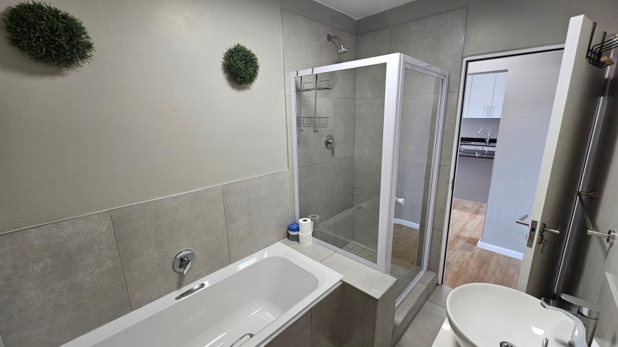 2 Bedroom Property for Sale in Olifantskop Western Cape